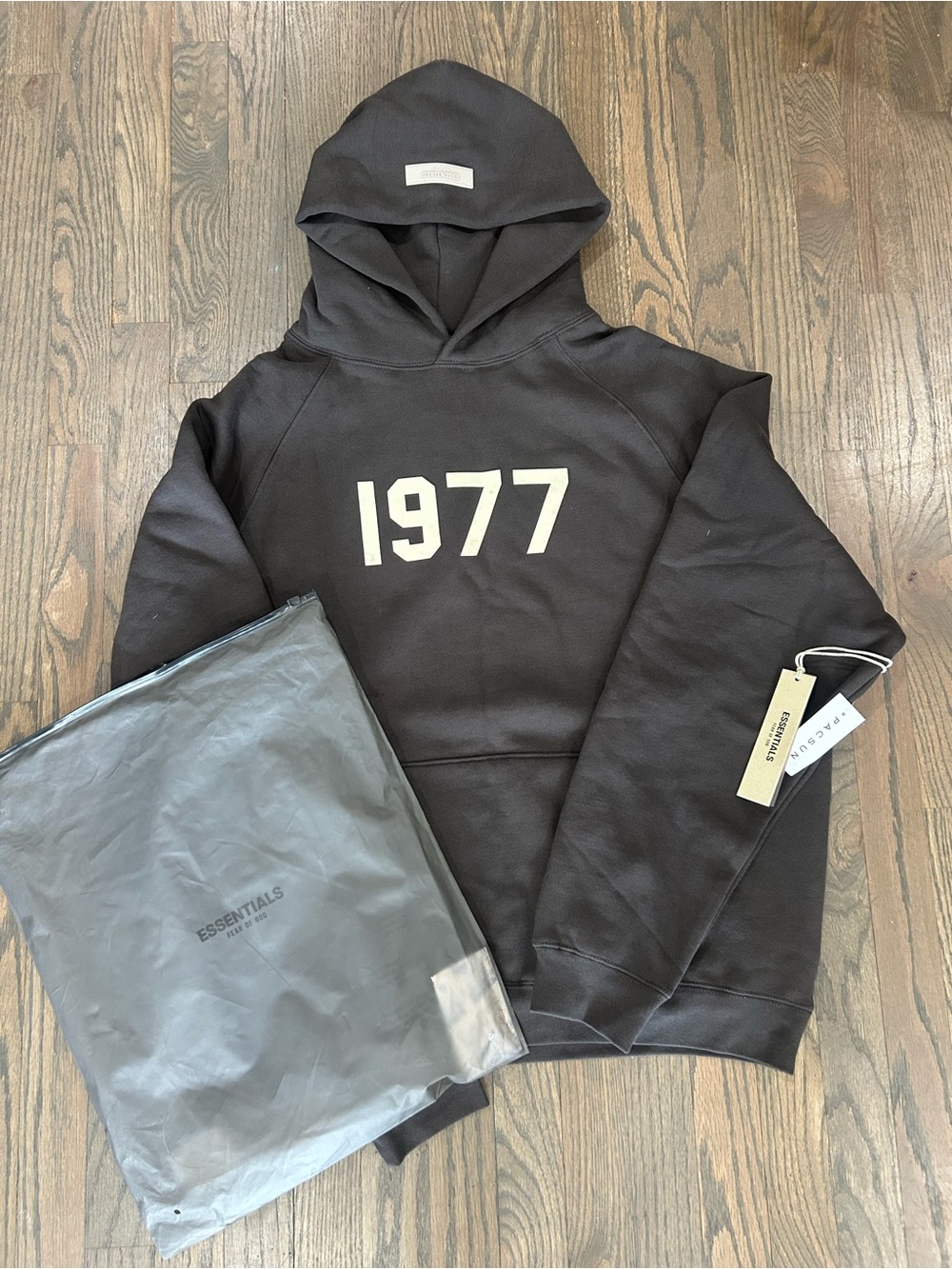 Fear of God Black Hoodie "1977"